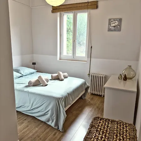 Gite Dans Bastide Provencale, Piscine & Sauna Auriol Exterior foto
